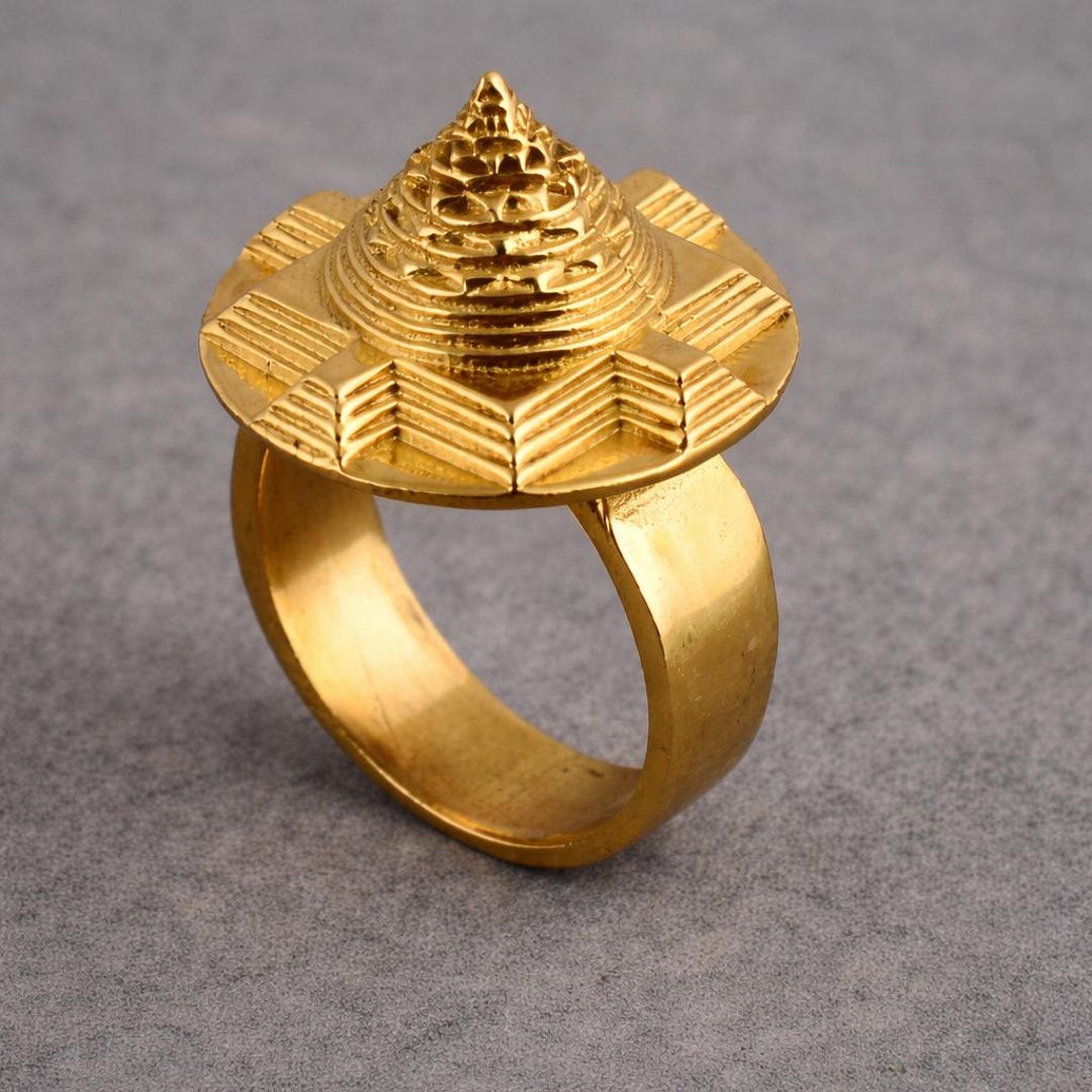 Signacula Rings Gold Mandala Signet Ring, Sacred Geometry Ring, Statement Round Gold ...