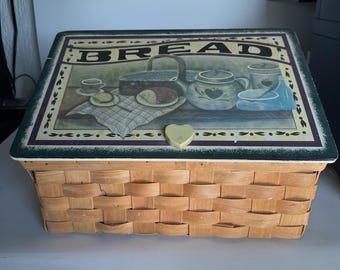 Vintage Charming Country Style Woven Bread Basket Box With Hand Painted Lid
