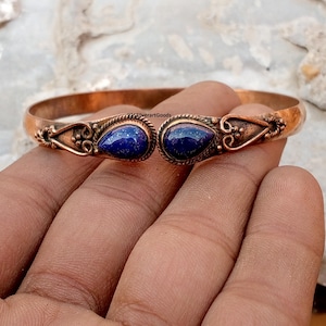 100% massiver Kupfer Armreif, Lapis Lazuli Edelstein, handgemachter Schmuck, verstellbar, handtexturiertes Kupfer, Jubiläumsgeschenk