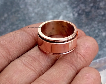 Anillo giratorio de cobre texturizado hecho a mano – Joyería bohemia para meditación