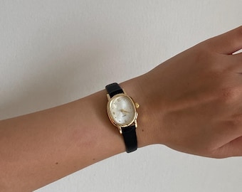 Black Leather Women’s Watch, Vintage Gold Oval Retro Watches, Minimalist Leather Strap Wristwatch