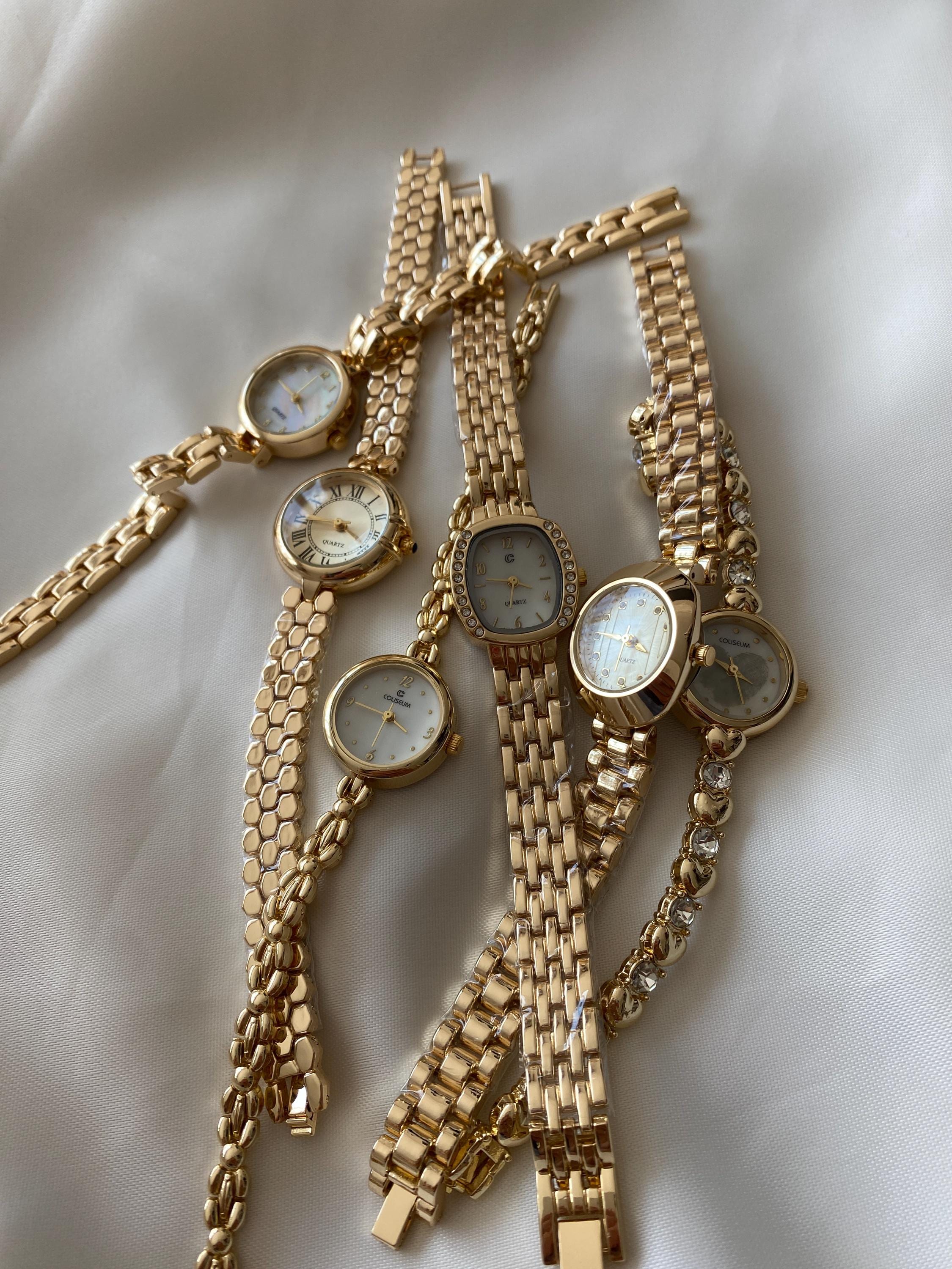 Dainty Gold-Tone Small Round Dial Watch with Stainless Steel Bracelet Facet Oval Petite Royal Blue Dial Gold Small Ladies Watch  main image 2