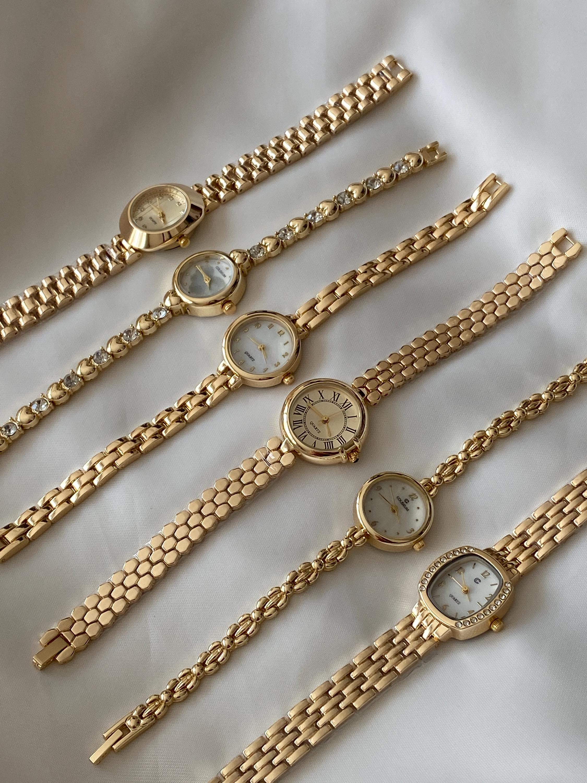 Dainty Gold-Tone Small Round Dial Watch with Stainless Steel Bracelet Facet Oval Petite Royal Blue Dial Gold Small Ladies Watch  main image 4