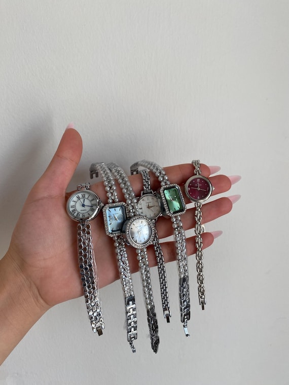 Silver Tone Women display picture 3