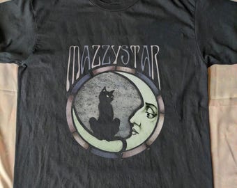 Camiseta Mazzy Star Luna y Gato, Rock Alternativo de los 90, Hope Sandoval, Camiseta de Banda, Regalos Musicales, regalos para fans de Mazzy Star, camisetas de bandas,