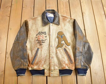90s vintage AVIREX leather jacket y2k 刺繍 90s vintage AVIREX leather jacket y2k 刺繍 90s vintage AVIREX