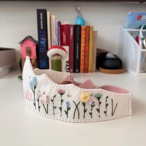 Personalized Embroidered Birthday Crown | Floral felt crown for girls image 5