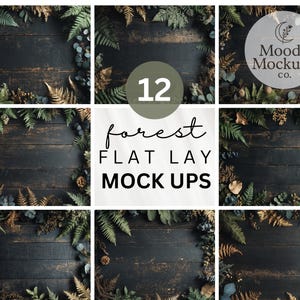 Könnte beinhalten: Eine Sammlung von 12 Wald-Flat-Lay-Mockups mit dunklem Holzgrund, umrahmt von grünen und goldenen Farnen und Blättern. Der Text "12 Forest Flat Lay Mock Ups" ist in der Mitte zu sehen. Das Logo von Moody Mockups Co. befindet sich oben rechts.
