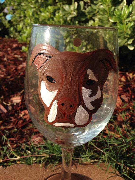 Custom painted pet wineglass, bull dog, pit bull, bulky breeds, animal lover gift