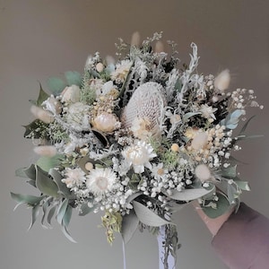 ETERNAL ELEGANCE BOUQUET