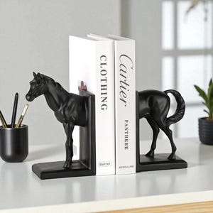 Horse Bookend Sculpture – Resin Stallion Figurine for Shelf, Desk, or Office Decor – Elegant Dark Horse Home Accent