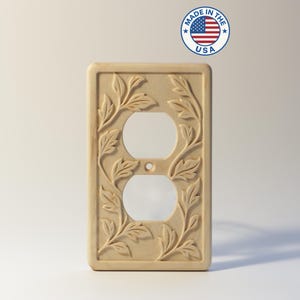 Solid Maple 1-Gang Duplex Outlet Cover - Leaf Pattern (Updated Style) - Made in the USA