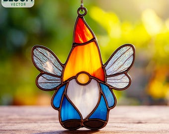 Motivo in vetro colorato con gnomo fatato, acchiappasole con gnomo, vetro colorato con fata, arredamento per la casa, arte murale, fatto a mano.