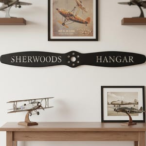 Personalized Airplane Hangar Sign, Aircraft Propeller Wall Art, Personalized Gift for Pilots and Aviation Enthusiasts, Airplane Sign
