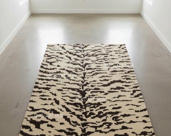 Tappeto con stampa animalier annodato a mano – Tappeto moderno con motivo a tigre marrone scuro e crema – Tappeto astratto e audace per soggiorno, camera da letto