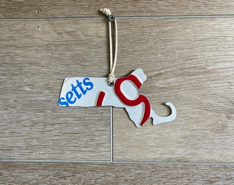 Massachusetts License Plate Christmas Ornament: State Souvenir
