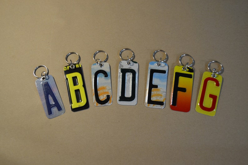 License plate keychain-keychain-keychains Initials-key ring, FREE SHIPPING image 3