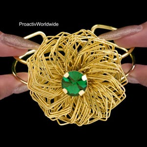 Handmade Wire Flower Bracelet: Green Stone Gold-Tone Floral Cuff