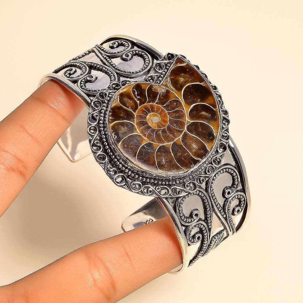 アンモナイトのバングル - Etsy 日本
