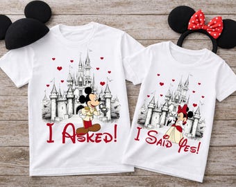 Mickey & Minnie Mouse Verlobungsankündigung PNG Bündel - Vorschlag - Ich habe gefragt / ich habe Ja gesagt - Schloss Verlobung - Digitaler Download für Hemden