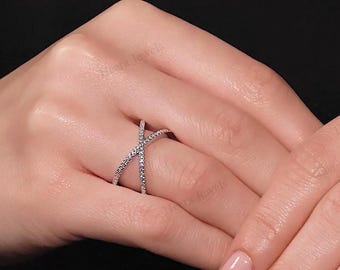 Criss-cross Diamond Ring (0.25ct) • 59 Round Lab Diamonds • Wide X
