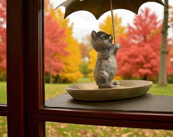 Cat Bird Feeder with Umbrella: Resin Garden Bird Bath Decoration