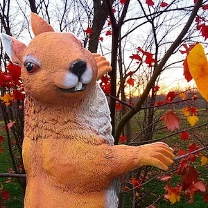 Resin Climbing Squirrel Tree Ornament: Whimsical Garden Decor