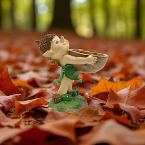 Resin Walnut Elf Bird Feeder: Whimsical Garden Ornament
