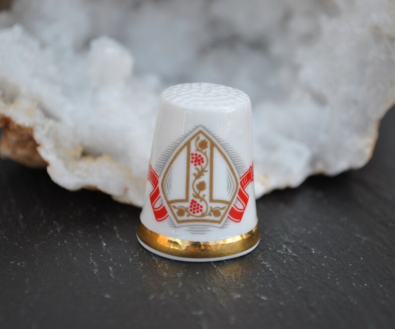 UK visit Pope John Paul II 1982 Royal Albert Vintage china thimble