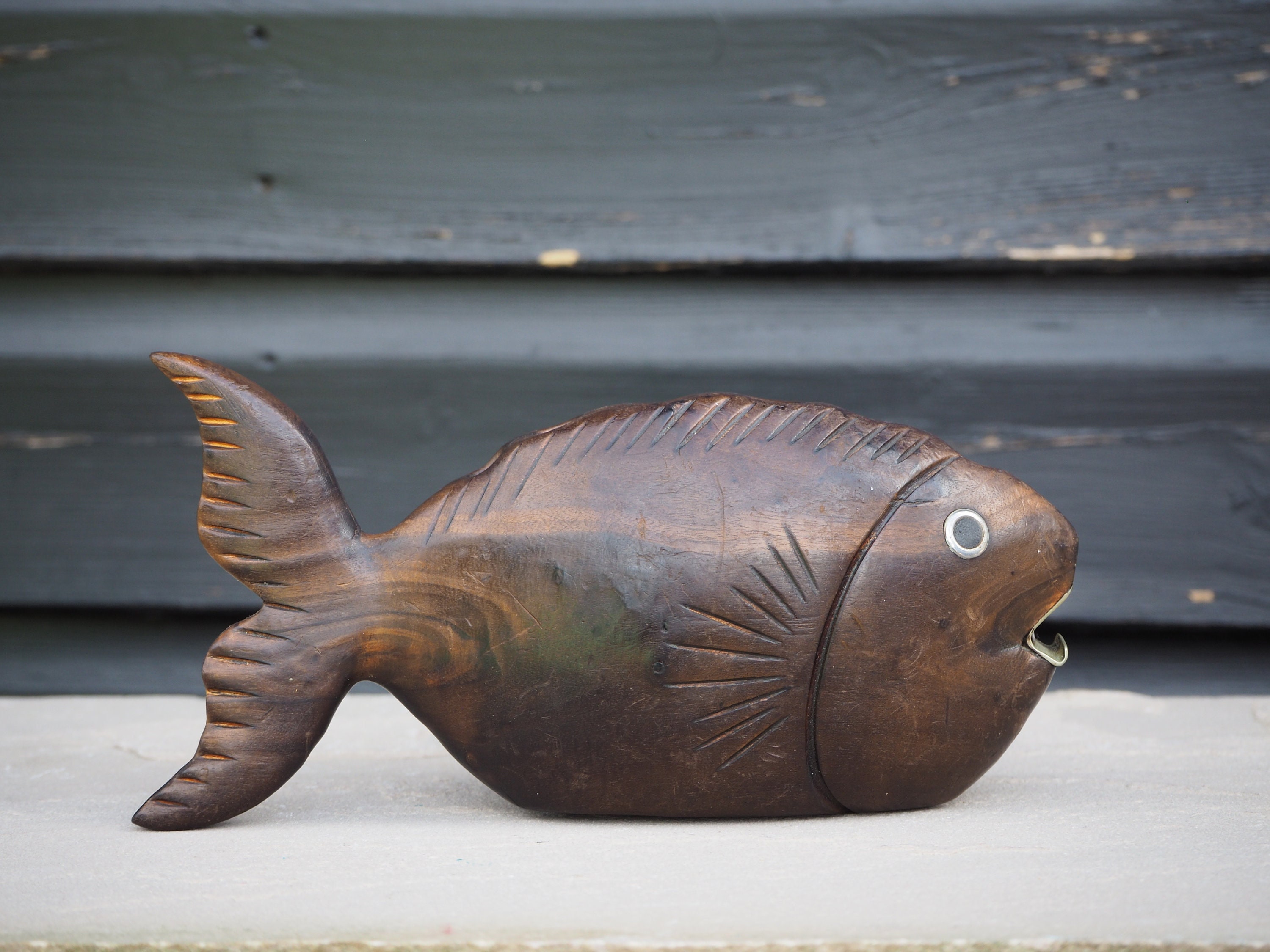 Buy Fish Wood Carvings Online In India -  India