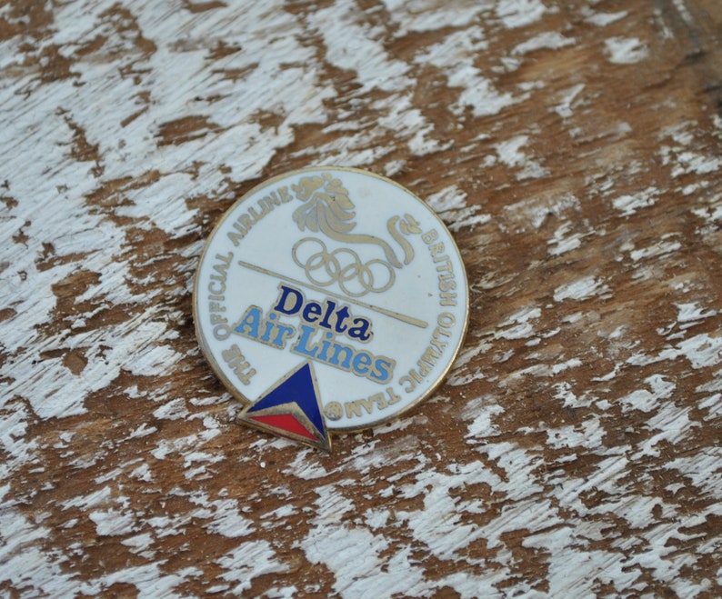 British Team Atlanta 1996 Delta Airlines Vintage enamel pin badge Lapel