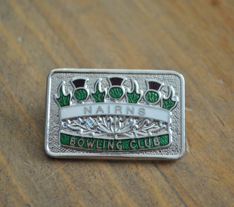 Enamel Pin Vintage Indoors Badge Nairns Bowling Club England Emblem