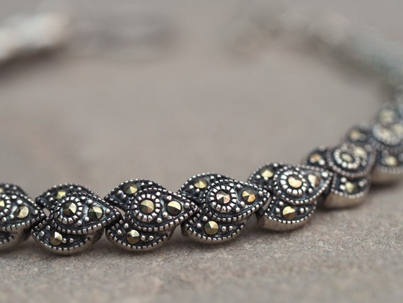 Elegant vintage silver and marcasite bracelet - 9… - image 2