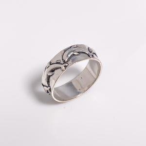 Solid 925 Sterling Silver Fish Ring Swimming Fish Ring Band Ring Handmade Ring Gift Ring for Him and Her Fish Ring Sea Ring Ocean Ring