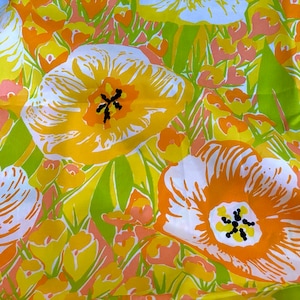 1960&#39;s FLOWER POWER Vintage Fabric Rayon Acetate Unused Yardage 5YDS Avail.