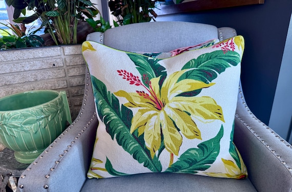 MAUI WOWIE Hawaiian Tropics 1940's Mid Century Barkcloth Vintage Fabric PILLOW