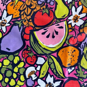 PINEAPPLES! Carmen Miranda’s Hat Mid Century FRUIT & BIRDS 50’s Barkcloth Era Vintage Fabric