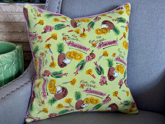 40's Hula & Pineapples Hawaii Souvenir Novelty Vintage Fabric Mid Century PILLOW