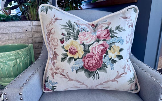 Fresh Picked ROSES Shabby Chic Art Deco Mid Century Barkcloth Vintage Fabric PILLOW
