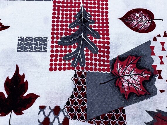 Atomic Biomorphic Red Leaves Vintage Fabric Unused Yardage Breeze Block