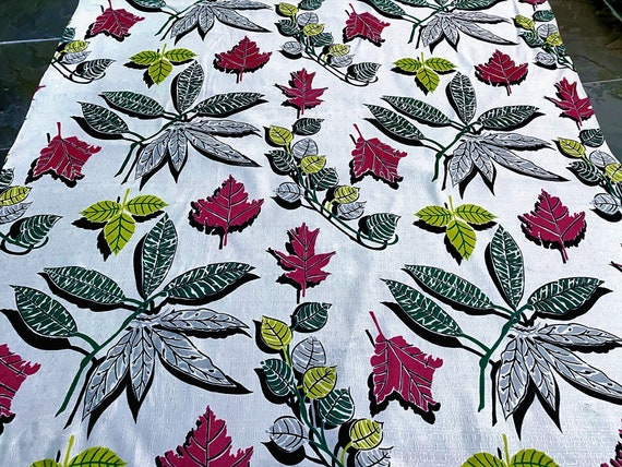 Biomorphic MOD LEAVES Stylized Abstract Atomic Vintage Fabric Yardage Rayon 1950's Old Stock