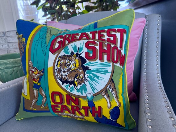 Trapeze! Circus Life 1950's Novelty Children's Mid Century Barkcloth Vintage Fabric PILLOW