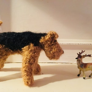 Welsh Terrier knitted dog (Black and Tan)