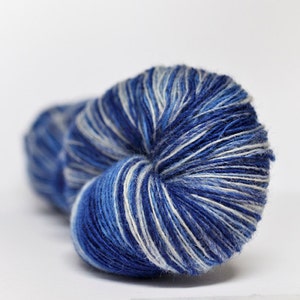 1 ply Kauni Wool Yarn 8/1, Self-Striping, sky blue, light blue and white