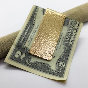 Pinza para billetes de latón con textura martillada