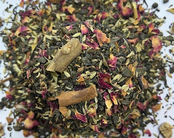 Herbata Kashmiri Kahwa | Herbata wzmacniająca odporność | Autentyczna mieszanka przypraw z różą, cynamonem i koprem włoskim | Tradycyjny aromatyczny | Rozgrzewający napój poprawiający samopoczucie