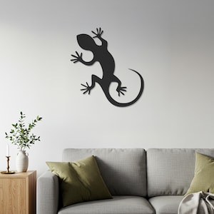 Gecko Metal Wall Art: Modern Minimalist Lizard Silhouette