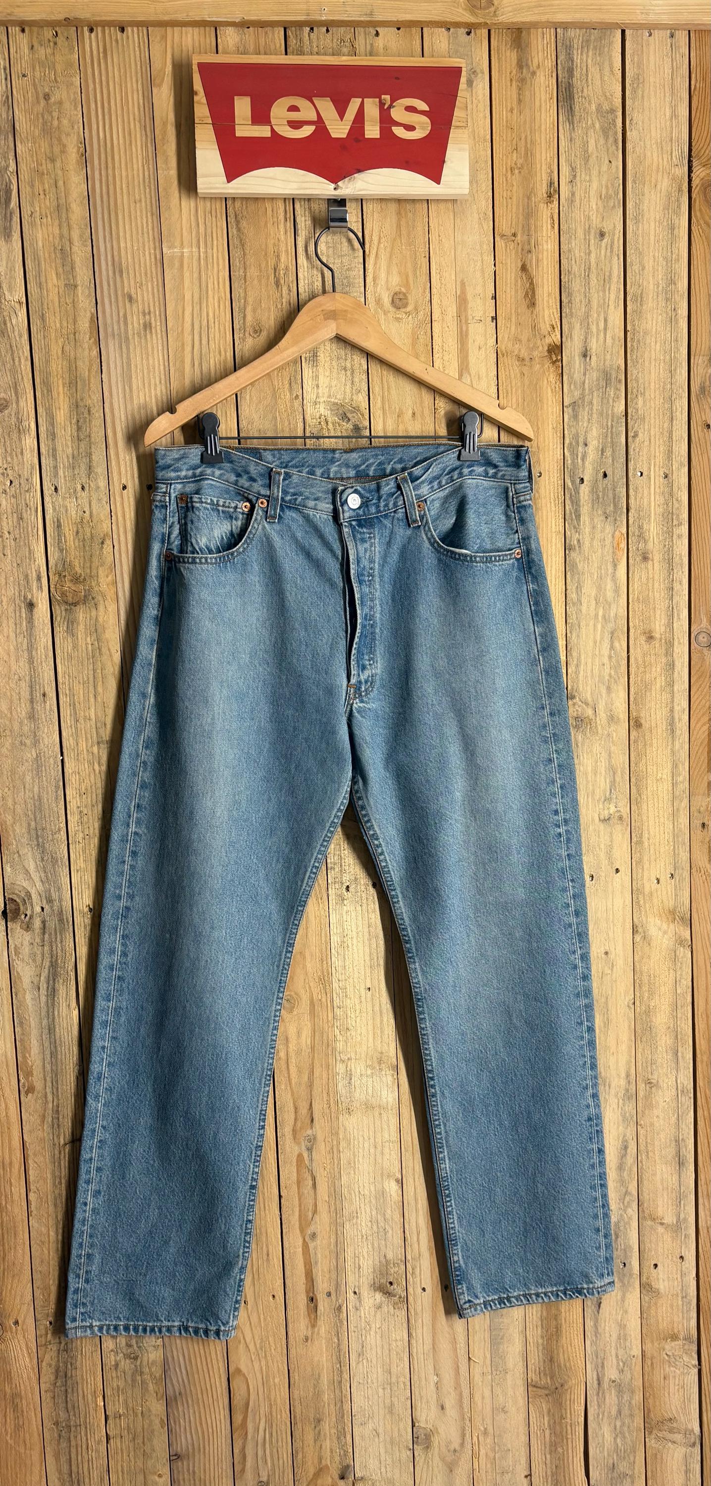 W34 Levi's 501 最終 USA 90's 00's Levi's 501 Vintage – Iconic 90s Denim – W34 - Etsy