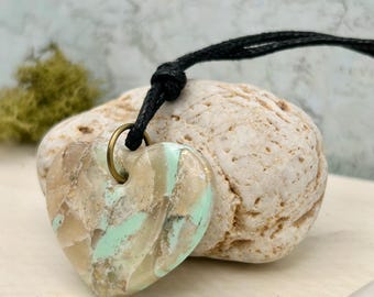 Heart shaped marbled pendant