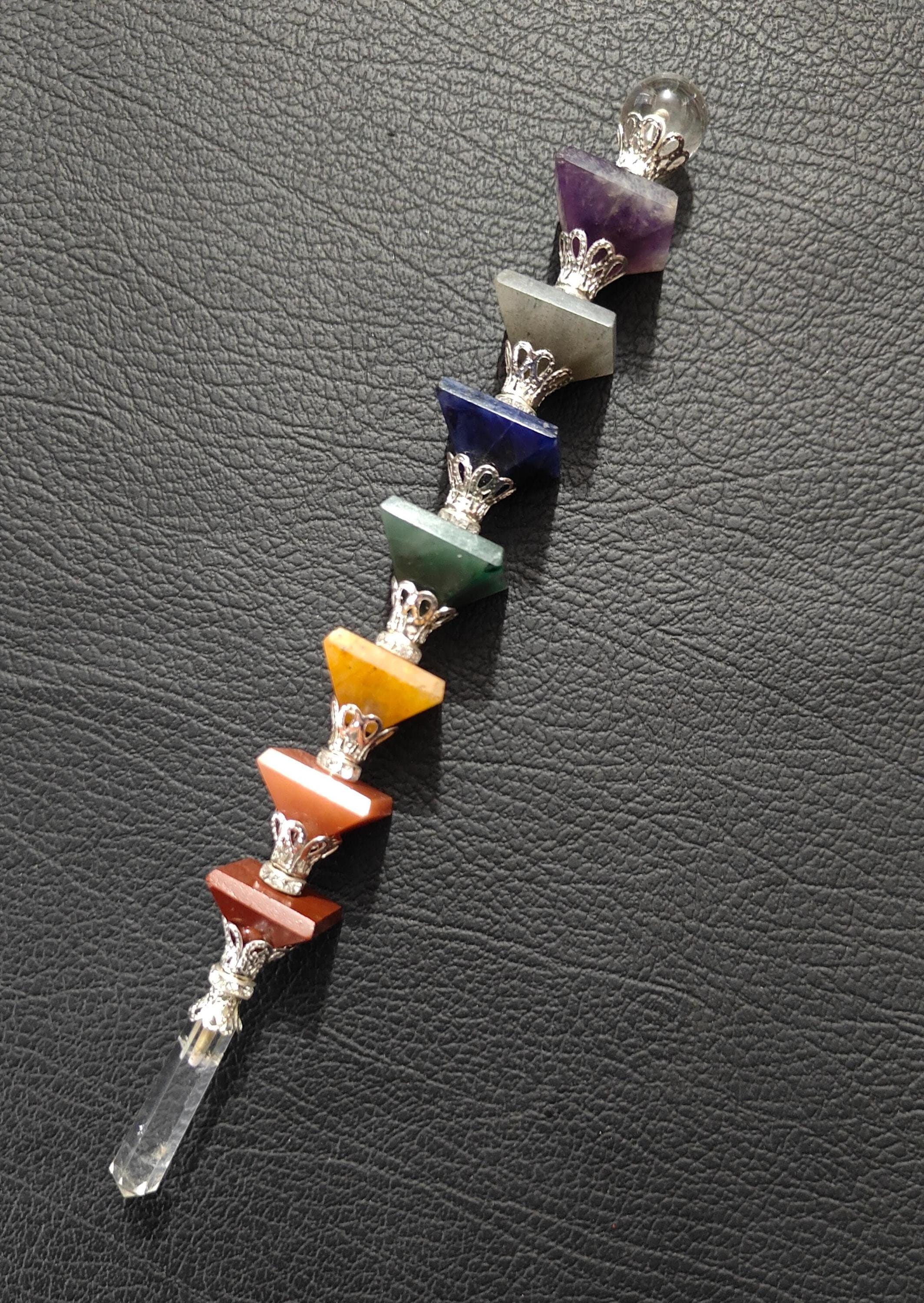 7チャクラクリスタルヒーリングワンド：レイキエネルギー